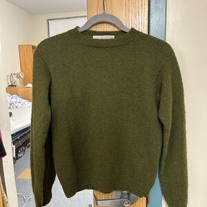 Women’s Vintage 100% Shetland Wool Olive Green Sweater